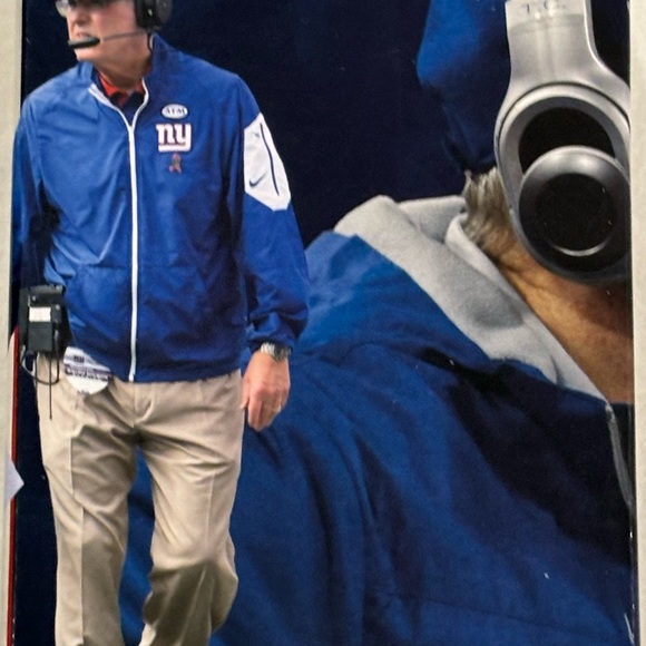 NY GIANTS NFL FOOTBALL MEMORABILIA TOWEL, TOM COUGHLIN BOBBLEHEAD, GAME PROG - Picture 4 of 5